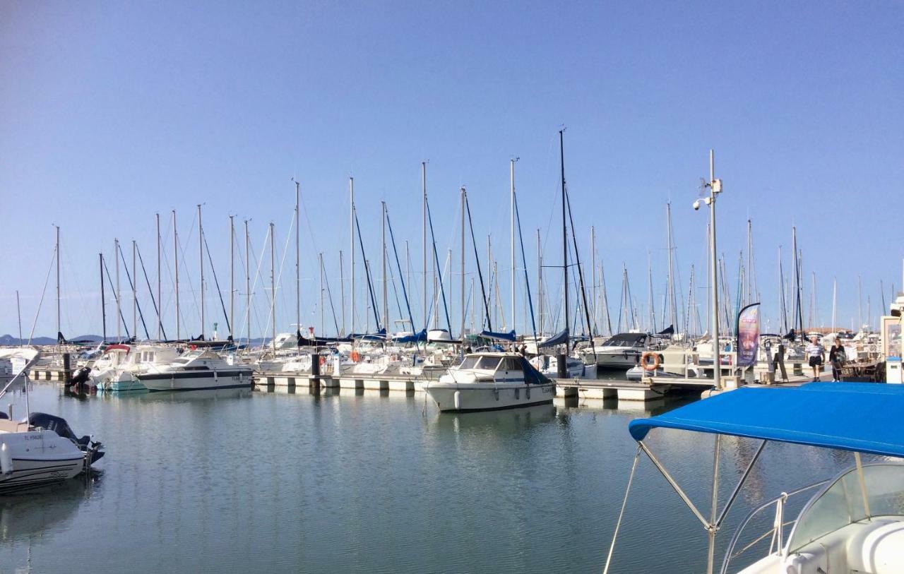Villa De Vacances Au Calme Proche De La Mer La Londe-les-Maures Kültér fotó